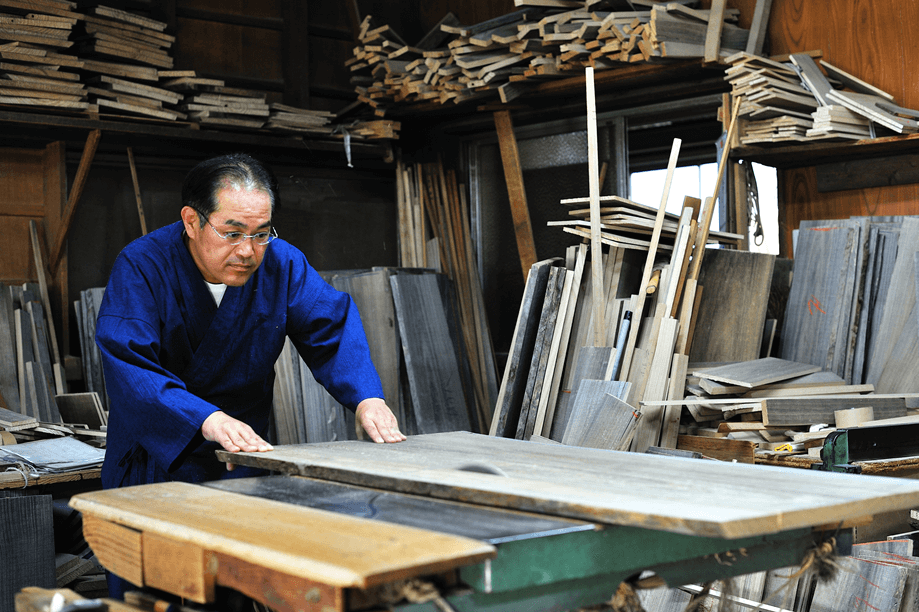 工房での作業風景