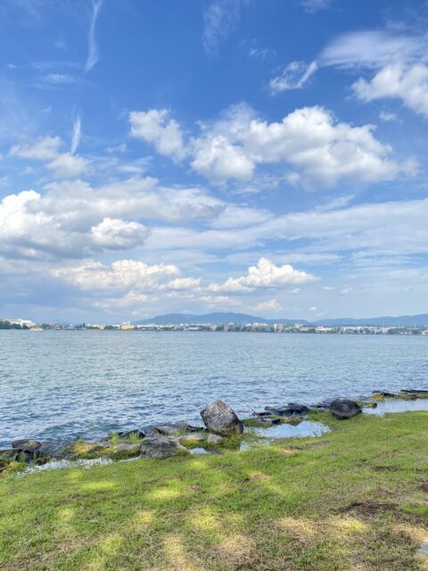 滋賀県　大津市　膳所城跡から見た　琵琶湖　写真